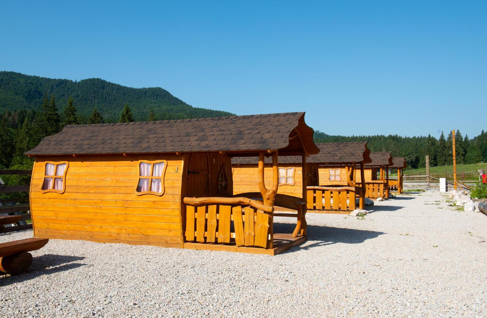 Ranc Pod Ostrou Skalou Guest House Stratena Exterior photo